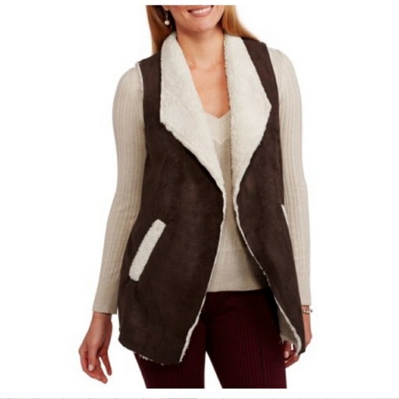 Vest - Picture 2 of 7